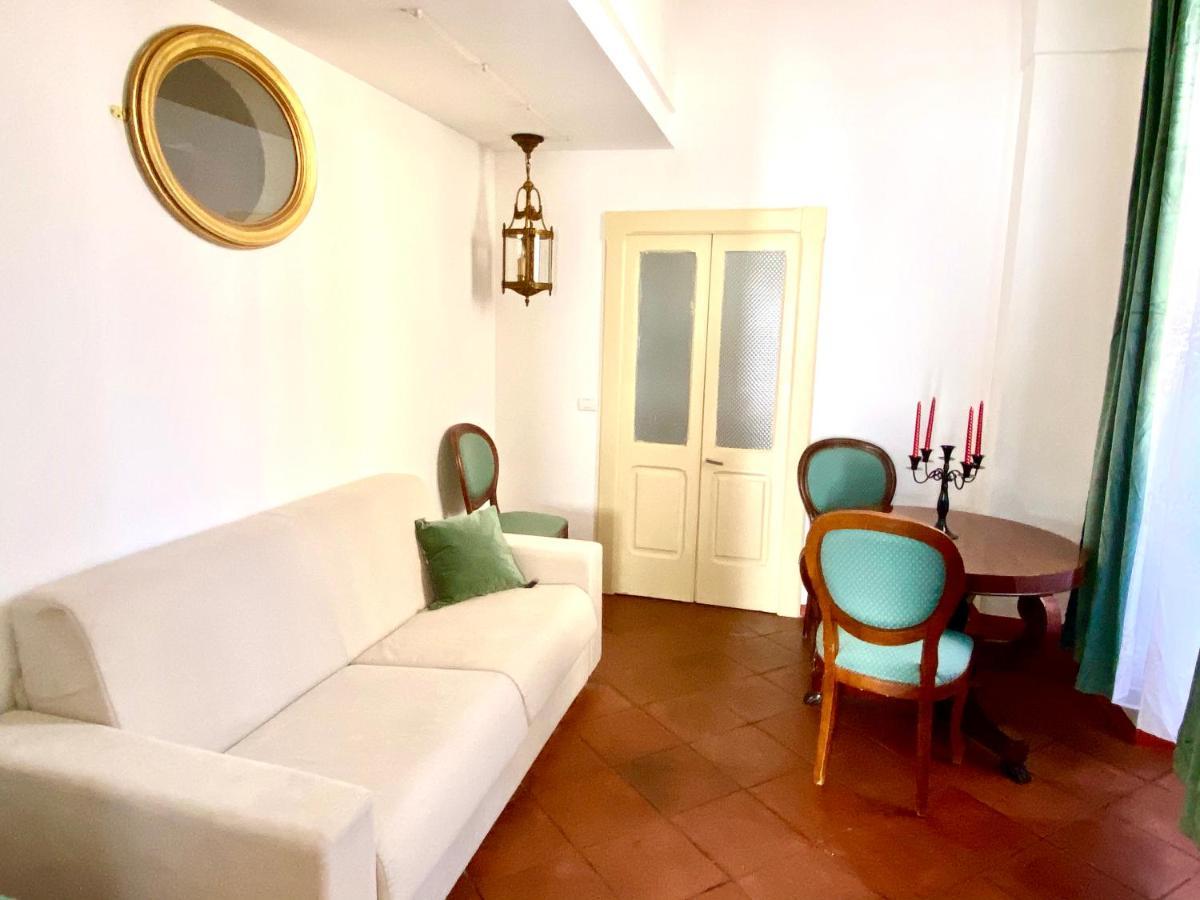 Ca Strignano Suite, Typical House Кастриняно дел Капо Екстериор снимка